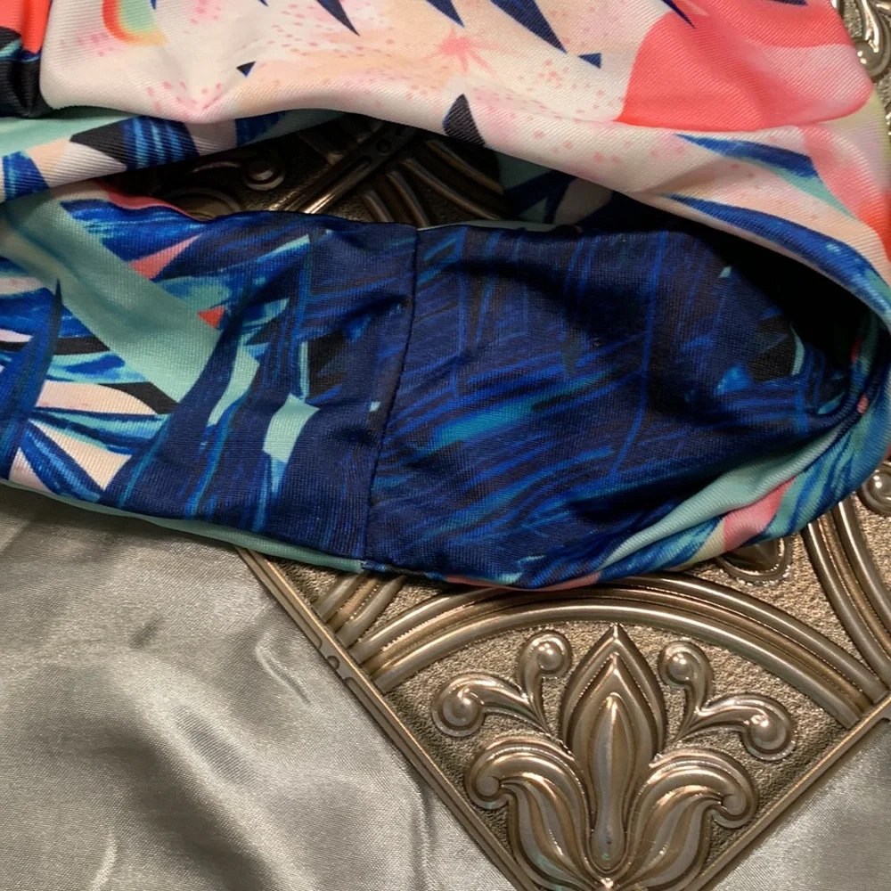 🌹Tropical Low Back Floral One-Piece Swimsuit - Picture 6 of 10